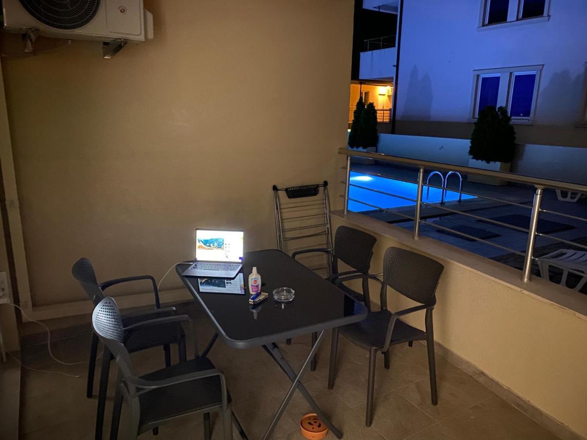 Deluxe Pool Apartment 4 Петровац Экстерьер фото